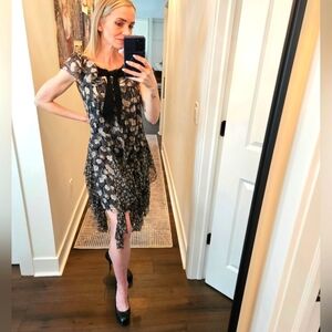 Oscar de la Renta Silk Cap-Sleeved Dress - SIZE 36